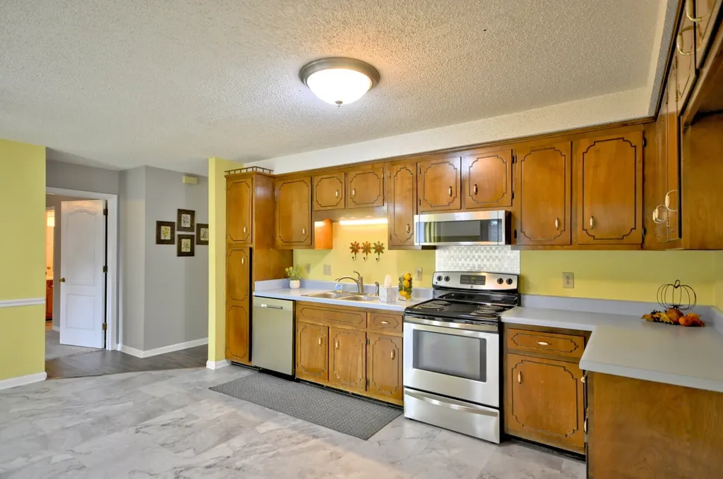 141 Richview Road, S Clarksville TN 37043