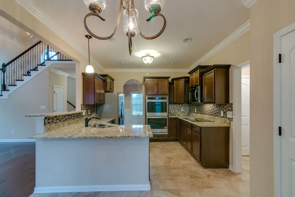 855 Price Lane Clarksville TN 37040