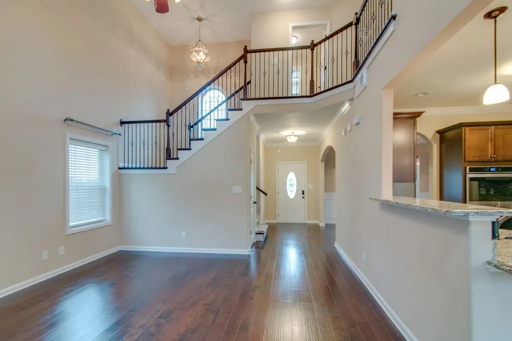 855 Price Lane Clarksville TN 37040