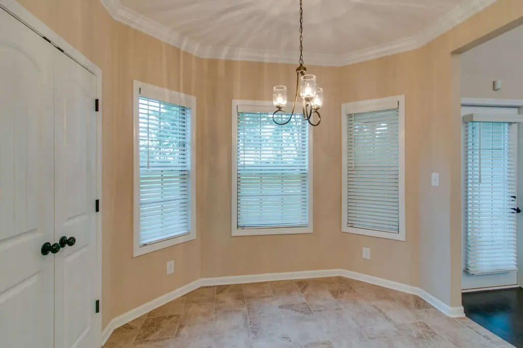 855 Price Lane Clarksville TN 37040