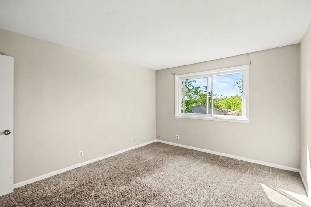 4958 Edmondson Pike Nashville TN 37211