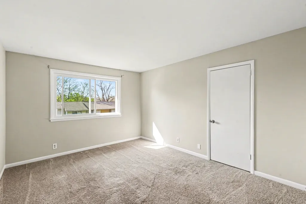 4958 Edmondson Pike Nashville TN 37211
