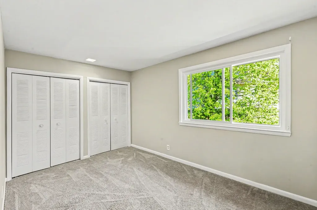 4958 Edmondson Pike Nashville TN 37211