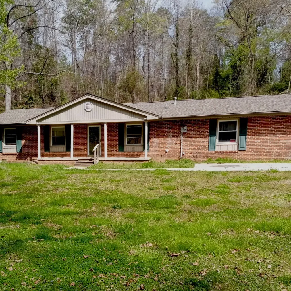 205 Park Drive Dayton TN 37321