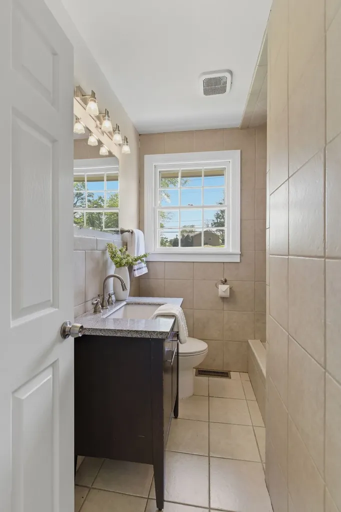 562 Walton Ferry Road Hendersonville TN 37075