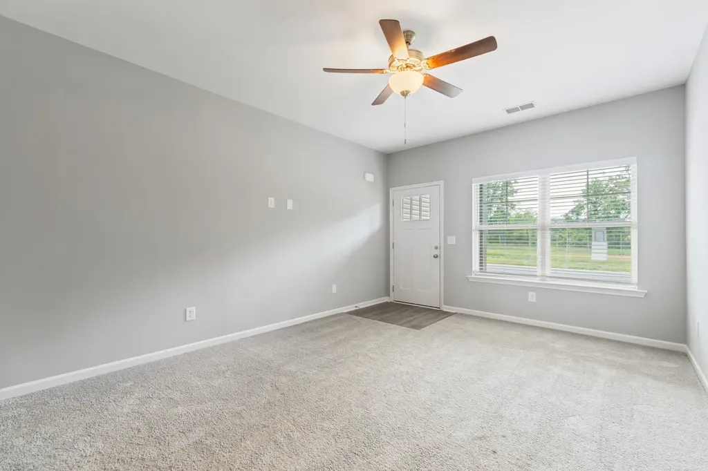 108 Stonehenge Circle Manchester TN 37355