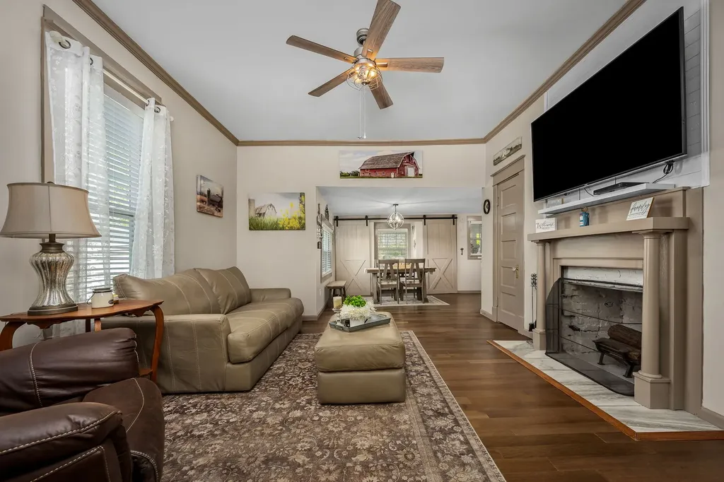 1146 Highway 64, W Shelbyville TN 37160