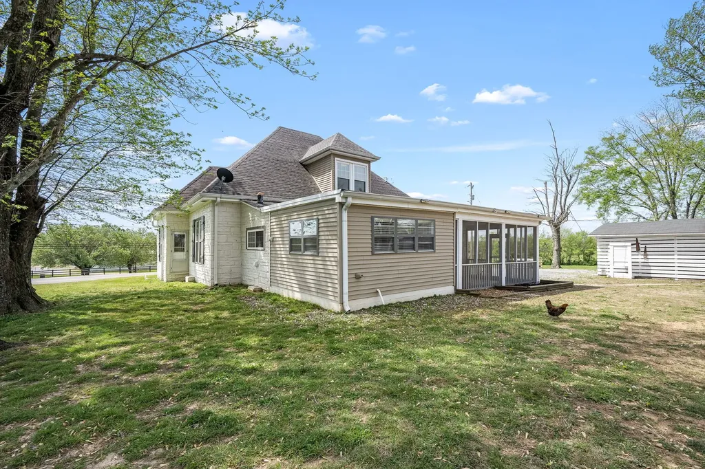 1146 Highway 64, W Shelbyville TN 37160