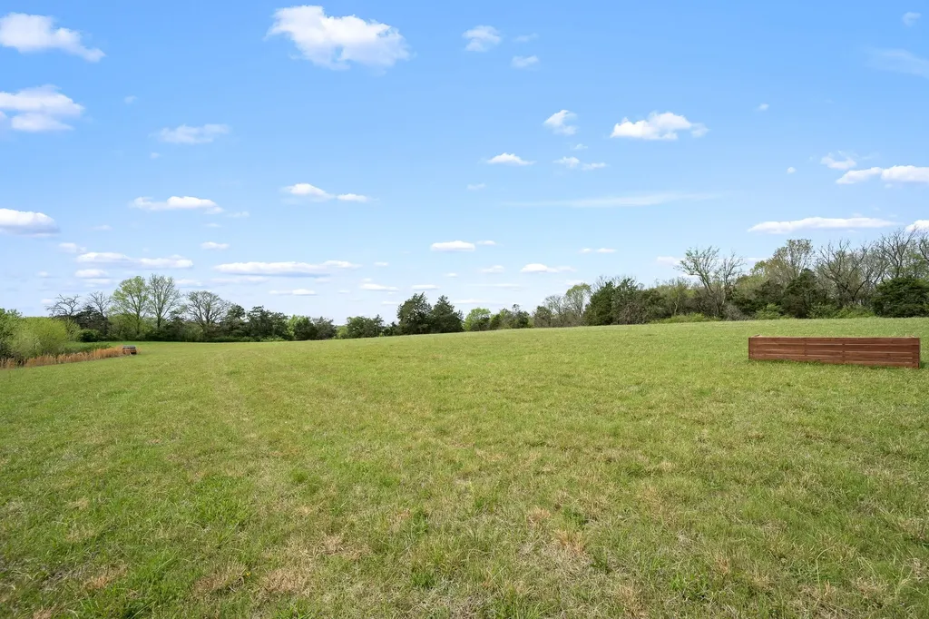 1146 Highway 64, W Shelbyville TN 37160