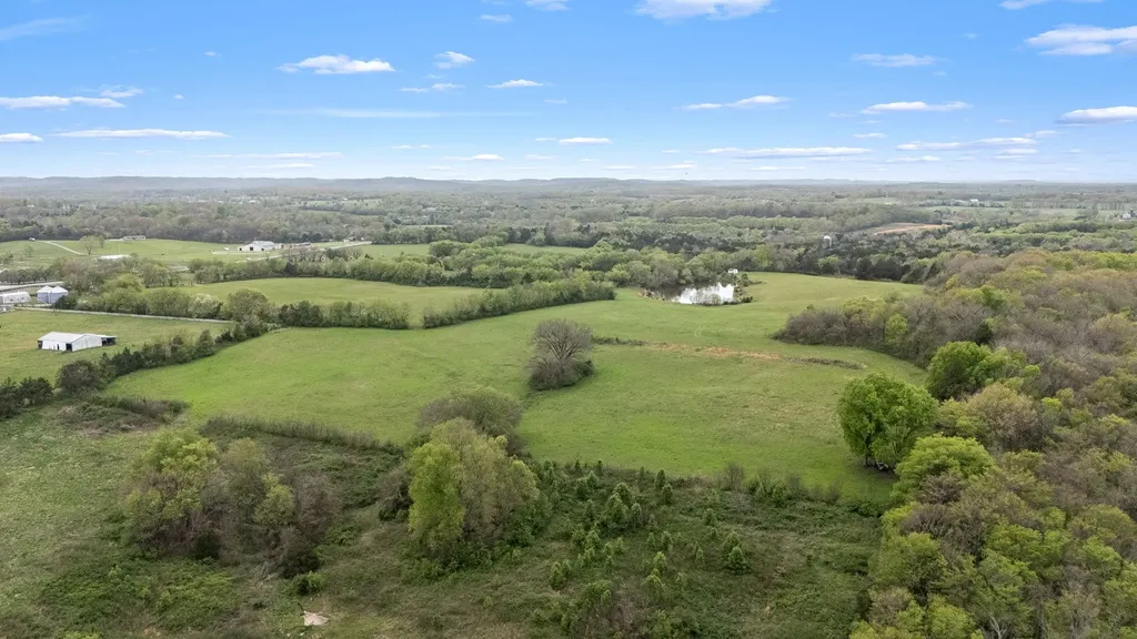 1146 Highway 64, W Shelbyville TN 37160