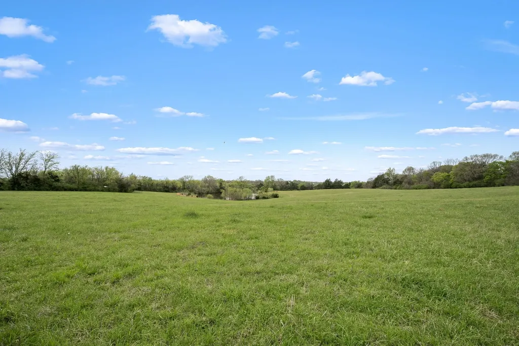 1146 Highway 64, W Shelbyville TN 37160