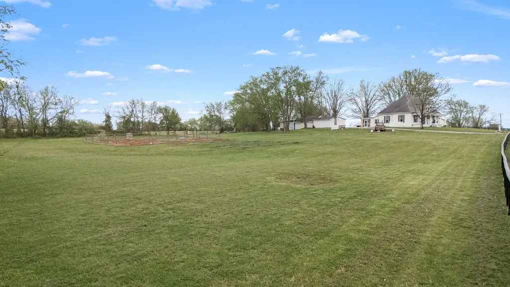 1146 Highway 64, W Shelbyville TN 37160