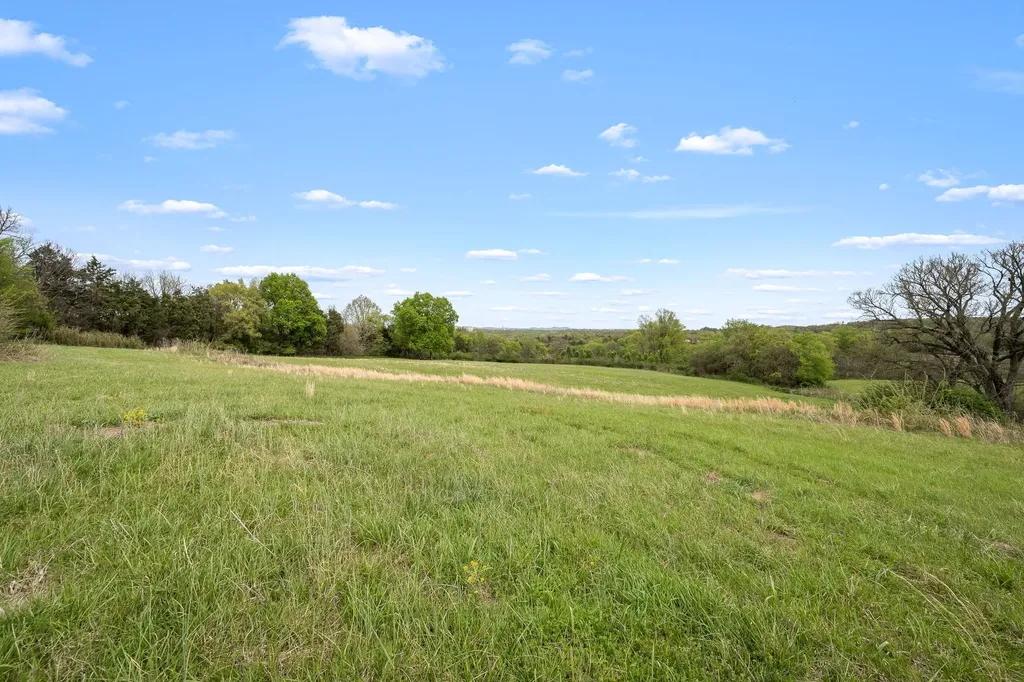 1146 Highway 64, W Shelbyville TN 37160