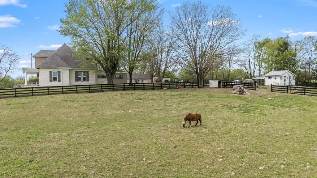1146 Highway 64, W Shelbyville TN 37160