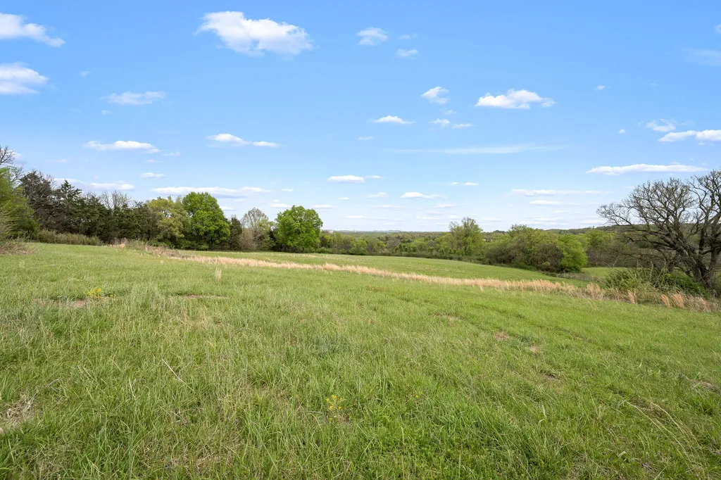1146 Highway 64, W Shelbyville TN 37160