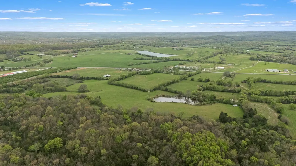1146 Highway 64, W Shelbyville TN 37160