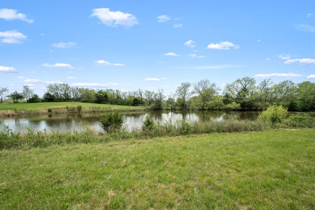 1146 Highway 64, W Shelbyville TN 37160
