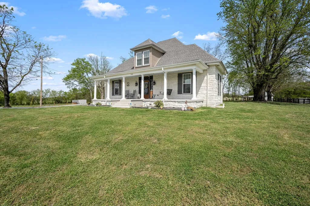 1146 Highway 64, W Shelbyville TN 37160