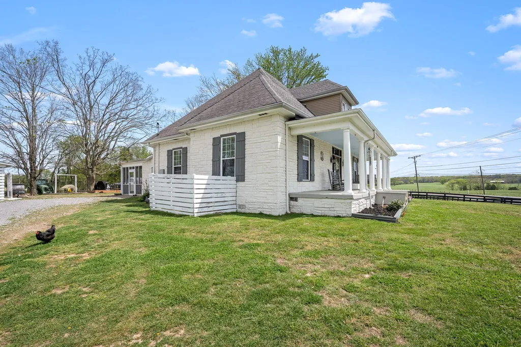 1146 Highway 64, W Shelbyville TN 37160