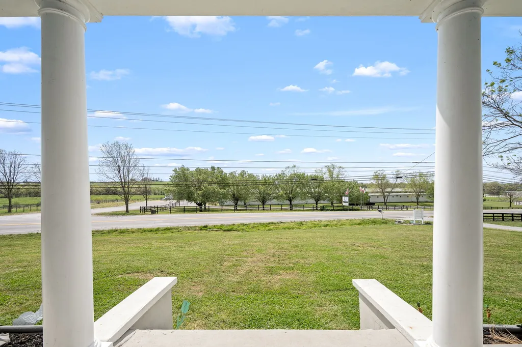 1146 Highway 64, W Shelbyville TN 37160