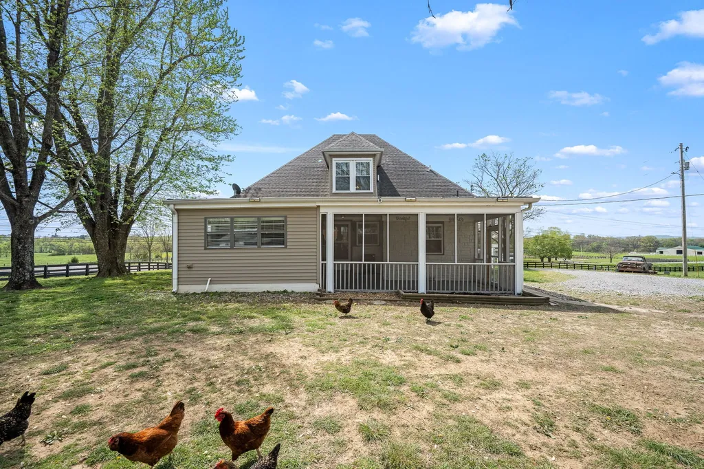 1146 Highway 64, W Shelbyville TN 37160