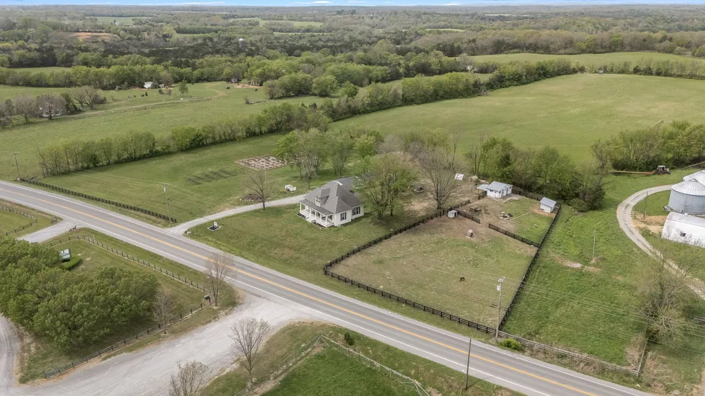 1146 Highway 64, W Shelbyville TN 37160
