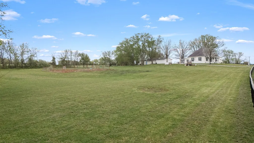 1146 Highway 64, W Shelbyville TN 37160