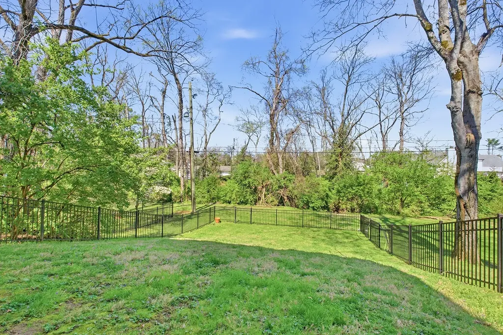 138 Haverford Drive Nashville TN 37205