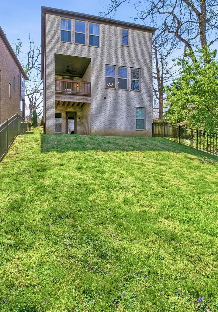 138 Haverford Drive Nashville TN 37205