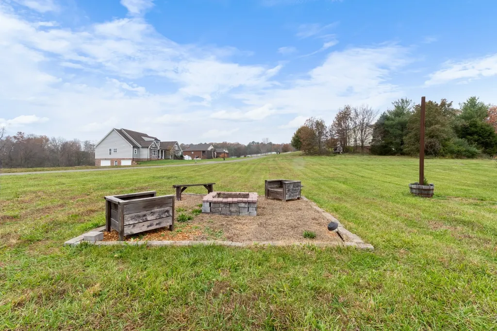 3020 Seven Mile Ferry Road Clarksville TN 37040