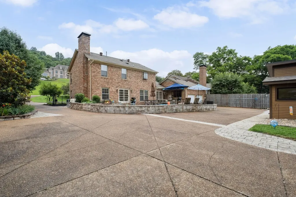 1470 Tyne Boulevard Nashville TN 37215
