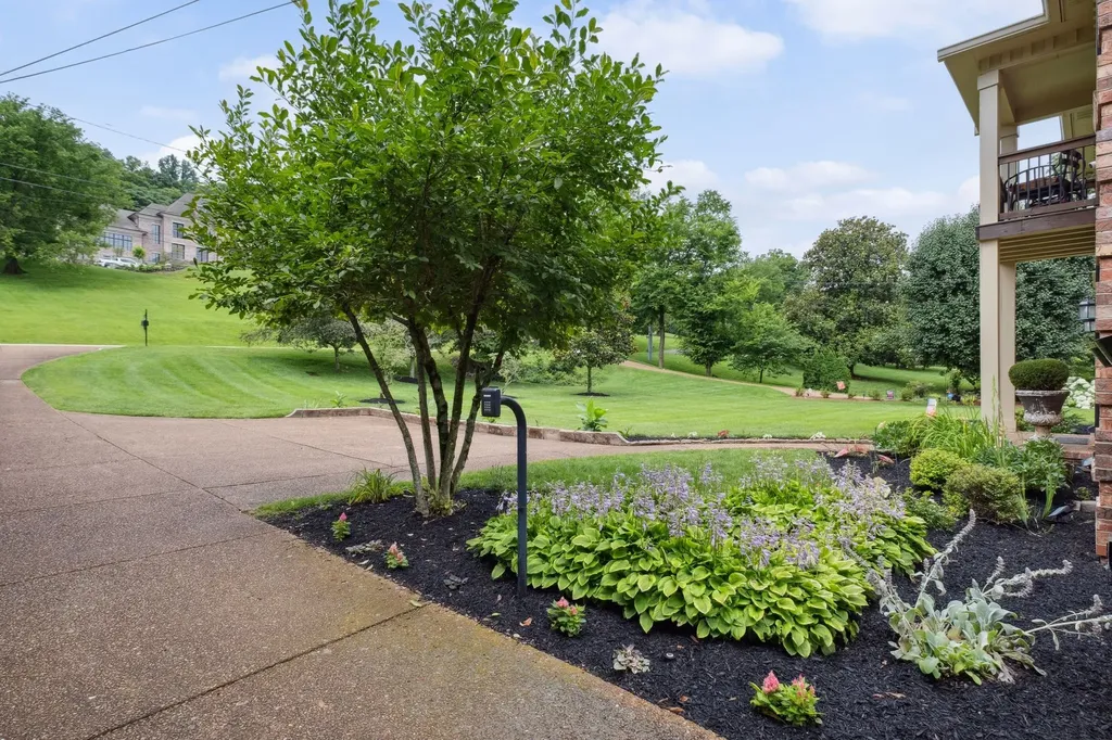 1470 Tyne Boulevard Nashville TN 37215