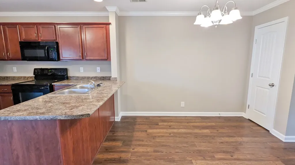 311 Sam Houston Circle Clarksville TN 37040