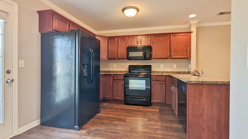 311 Sam Houston Circle Clarksville TN 37040