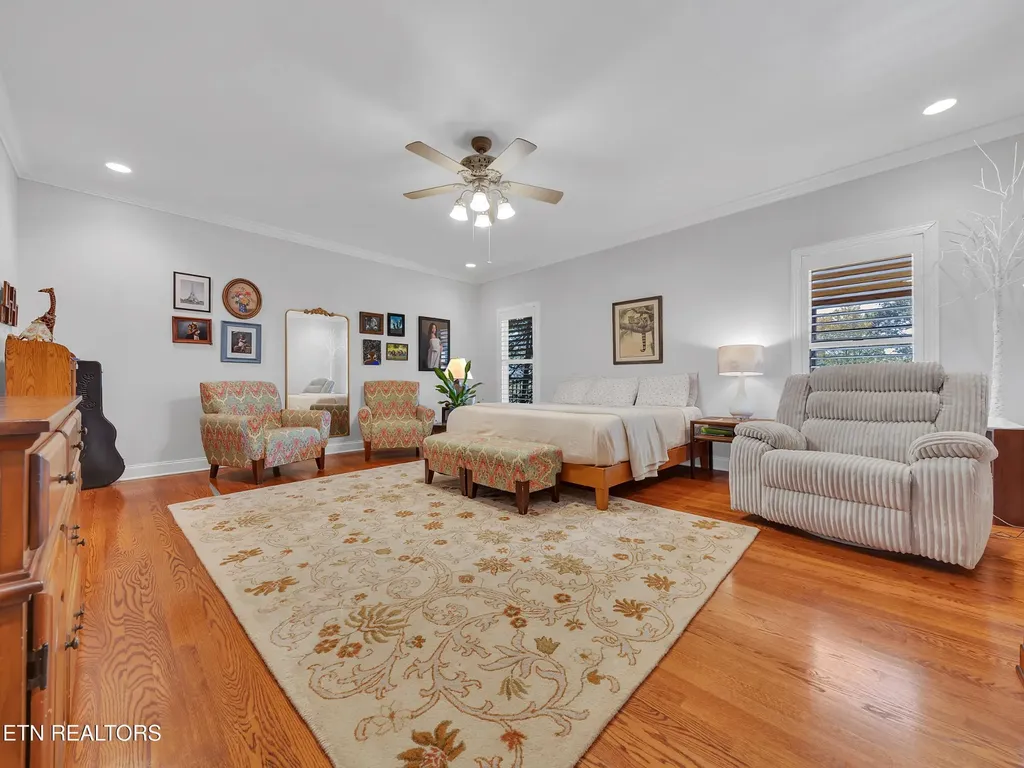 142 Center Park Lane Oak Ridge TN 37830