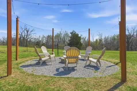 1502 Rock Bridge Road Bethpage TN 37022