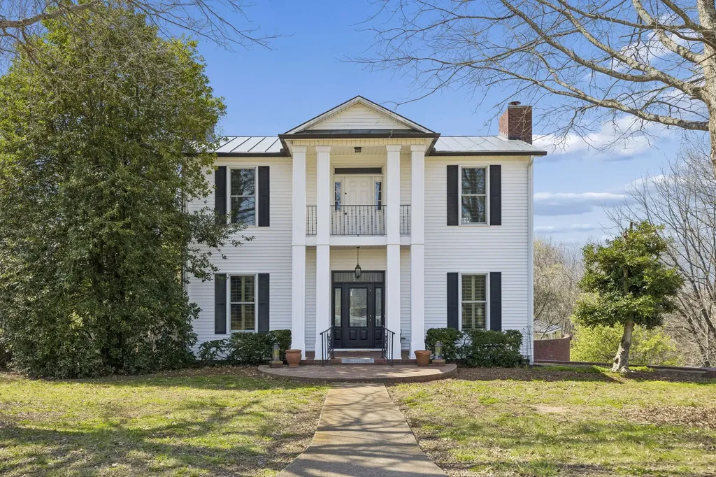 1668 Old Lewisburg Highway Columbia TN 38401