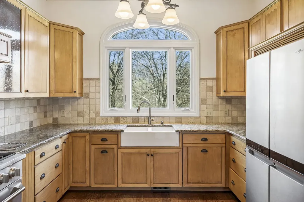1668 Old Lewisburg Highway Columbia TN 38401