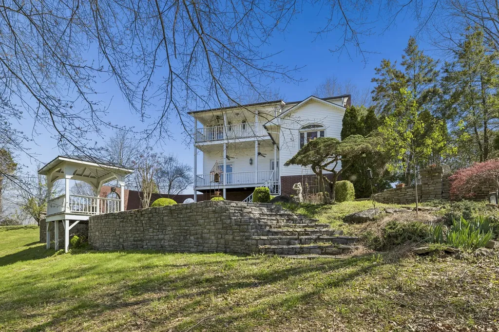1668 Old Lewisburg Highway Columbia TN 38401