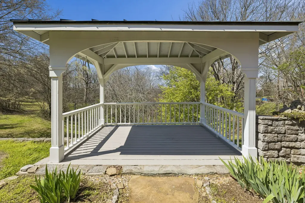 1668 Old Lewisburg Highway Columbia TN 38401