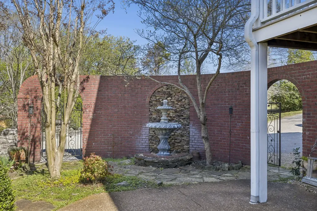 1668 Old Lewisburg Highway Columbia TN 38401