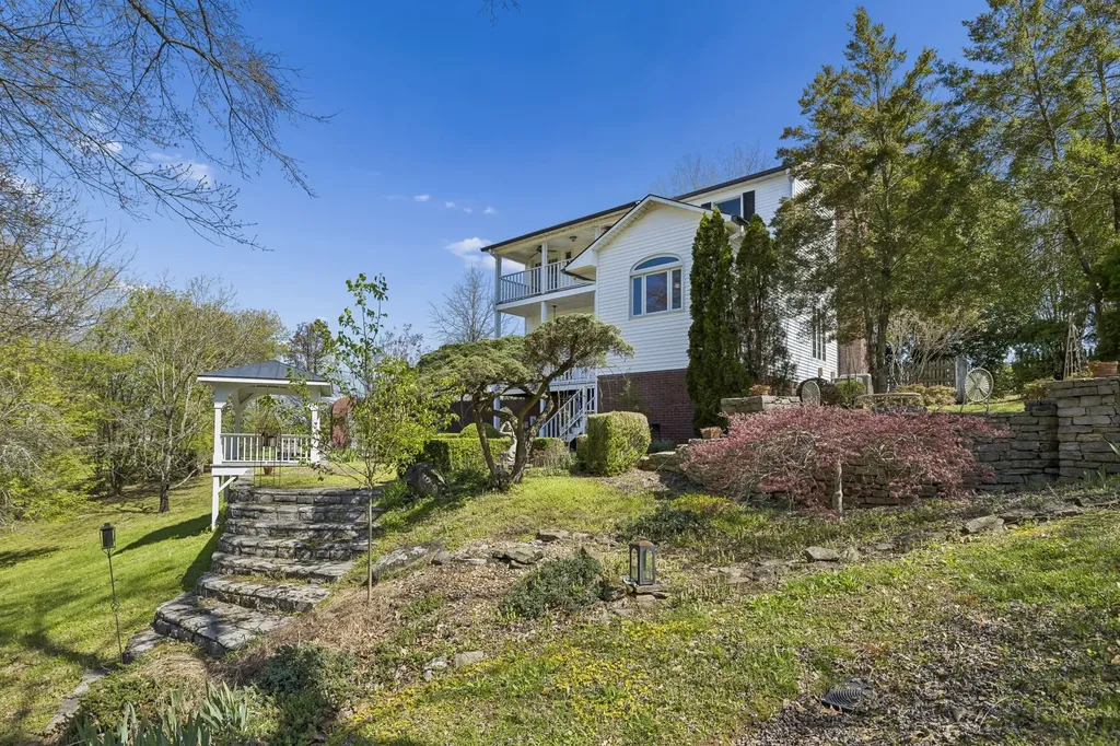 1668 Old Lewisburg Highway Columbia TN 38401