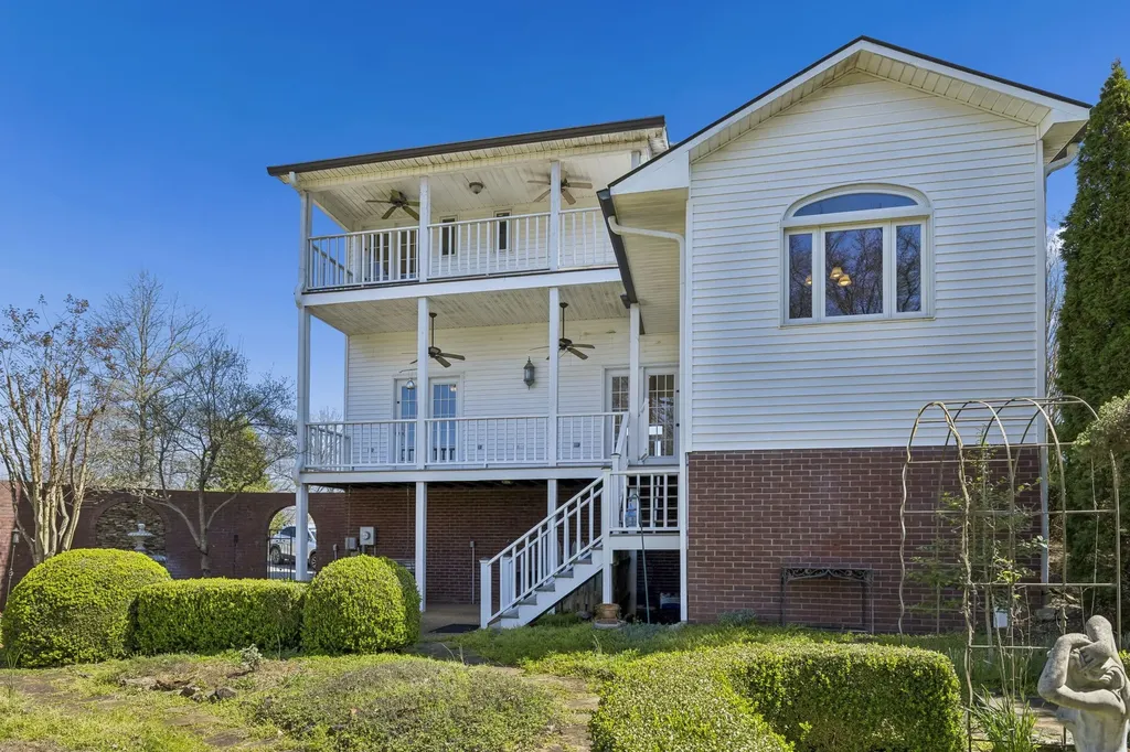 1668 Old Lewisburg Highway Columbia TN 38401