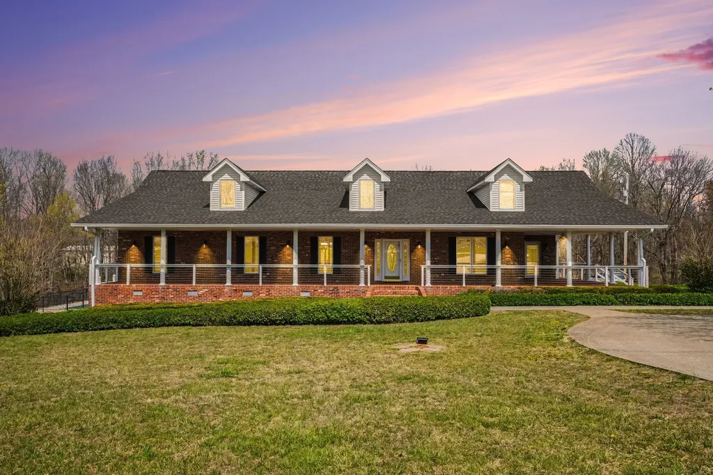 11948 Betts Road Greenbrier TN 37073