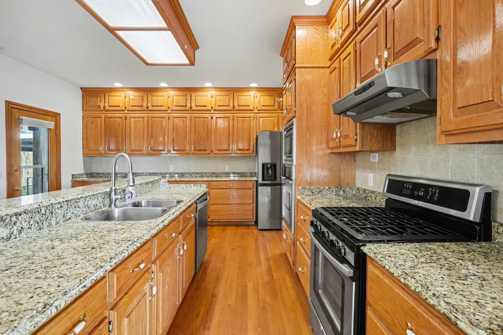 11948 Betts Road Greenbrier TN 37073