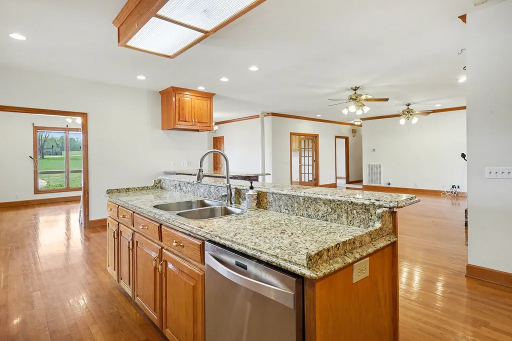 11948 Betts Road Greenbrier TN 37073