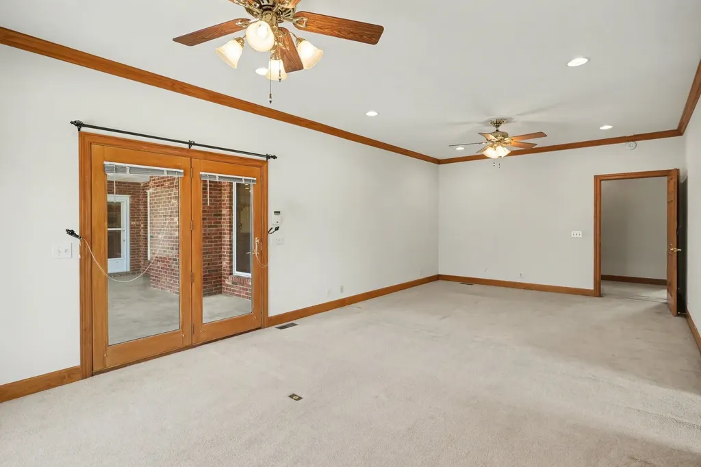 11948 Betts Road Greenbrier TN 37073