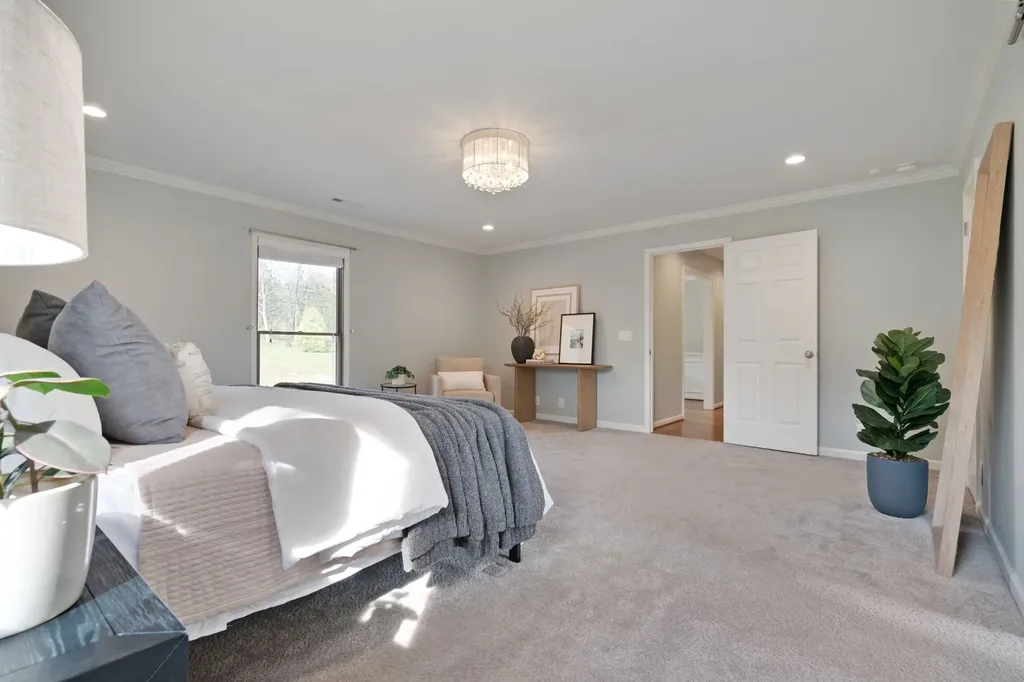 6613 Holt Road Nashville TN 37211