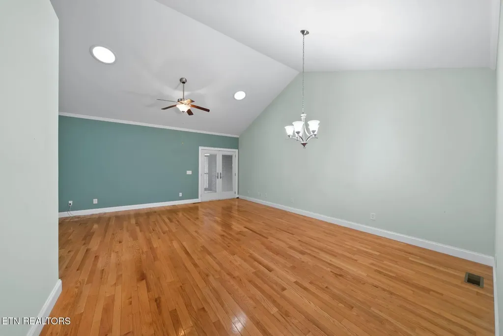 48 Saddle Brook Lane Crossville TN 38571