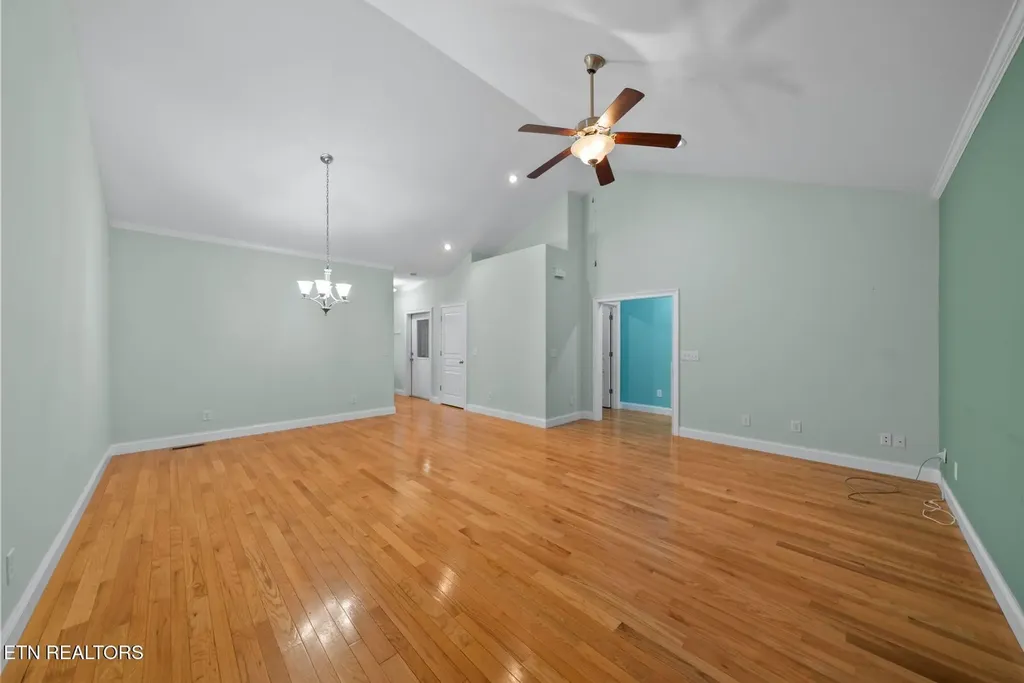 48 Saddle Brook Lane Crossville TN 38571